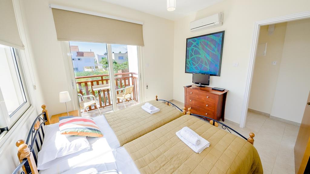 Kapparis Holiday Villa 018 プロタラス 部屋 写真